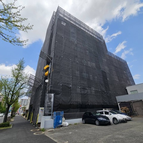 福岡市の大規模マンション　改修用足場