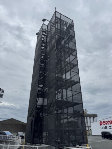 久留米市の看板更新用足場