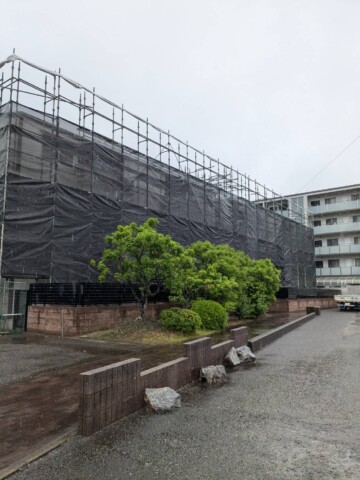 福岡市のアパート　改修用足場