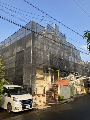 福岡県春日市大土居　某住宅改修工事用足場