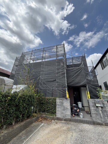 福岡県粕屋郡宇美町某住宅　改修用足場