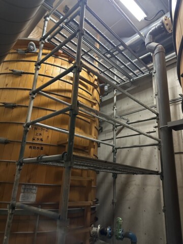 福岡市城南区某学校　点検用足場