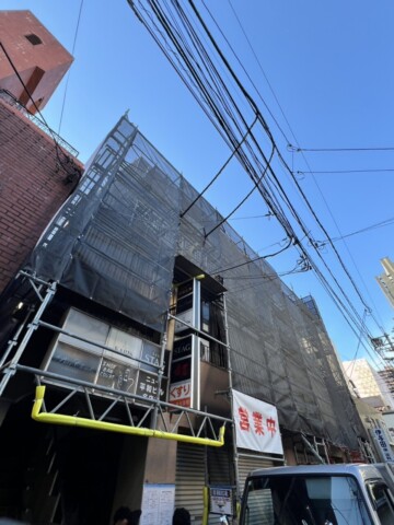 福岡県北九州市小倉北区某ビル　大規模修繕工事足場