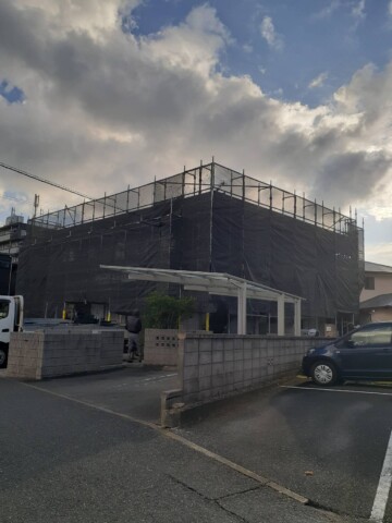 福岡市東区某アパート　改修工事用足場