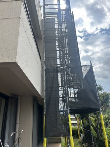 福岡市中央区某住宅　屋上防水用昇降用足場