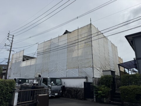 福岡県筑紫野市某住宅　解体用養生足場