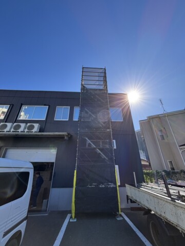 福岡市博多区某工場　屋上防水工事昇降足場