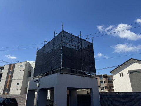福岡市南区某マンション　受水タンク廻り塗装足場