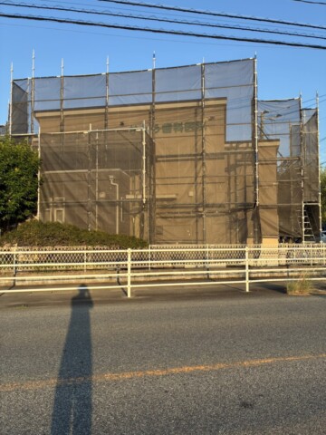 福岡県粕屋郡某テナント　外壁改修工事用足場