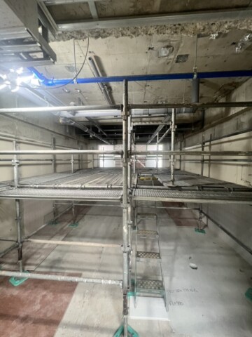 福岡市南区某中学校　内部改造工事用足場