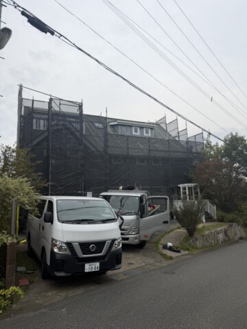 福岡県粕屋郡久山町某住宅　外壁塗装用足場