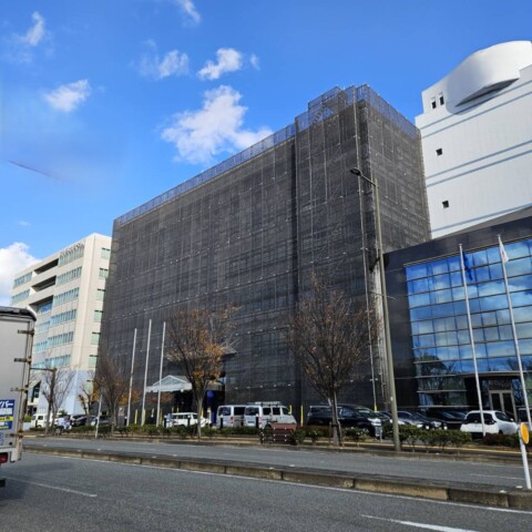 福岡市博多区某施設　外壁改修工事用足場