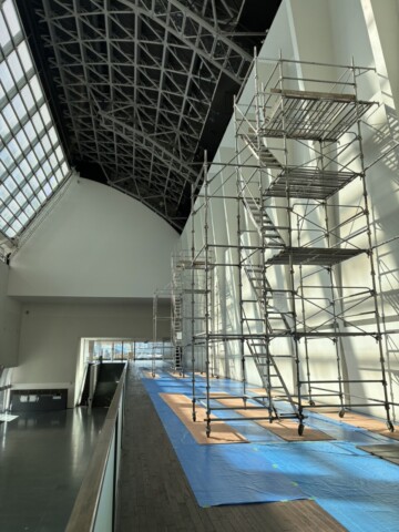 福岡県福岡市博多区某施設　照明器具取替工事用足場