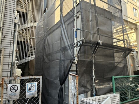 福岡県福岡市中央区某ホテル　受水槽塗替え工事用足場