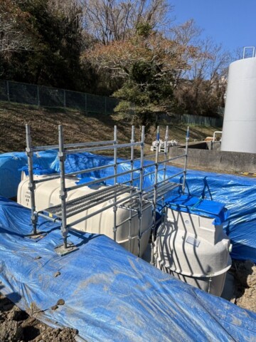 福岡県飯塚市某工場　通路足場