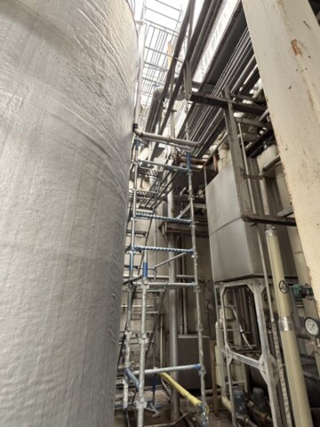 福岡県古賀市某工場　配管工事用足場