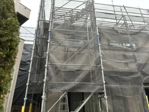 福岡県福岡市中央区某住宅　外壁改修工事用足場