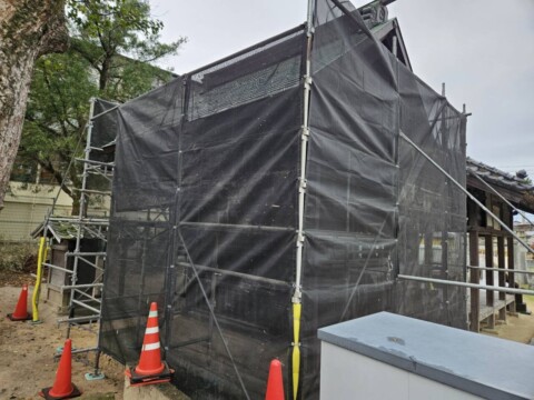 福岡県福岡市博多区某神社　修繕工事用足場