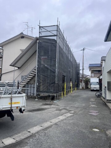 福岡県福岡市城南区某アパート　部分修繕工事用足場
