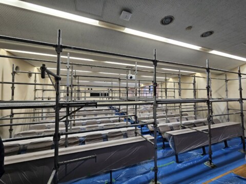 福岡県福岡市中央区某学園　天井改修工事用足場