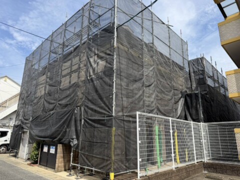 福岡県福岡市城南区　某集合住宅外壁改修工事用足場