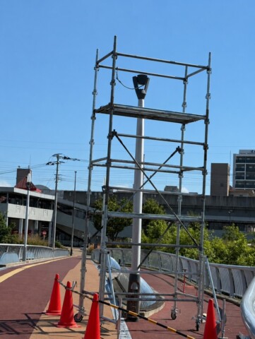 福岡県福岡市南区某街灯工事用ローリング足場