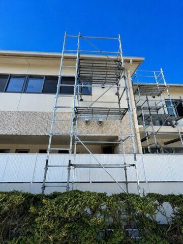 福岡県福岡市東区某施設　部分修繕工事用足場