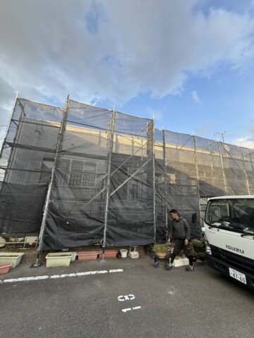 福岡県福岡市某アパート　外壁改修工事用足場