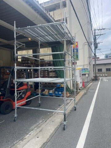 福岡県福岡市某施設部分修繕ローリング足場