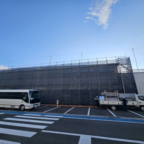 福岡県うきは市某工場　折半屋根塗替工事用足場